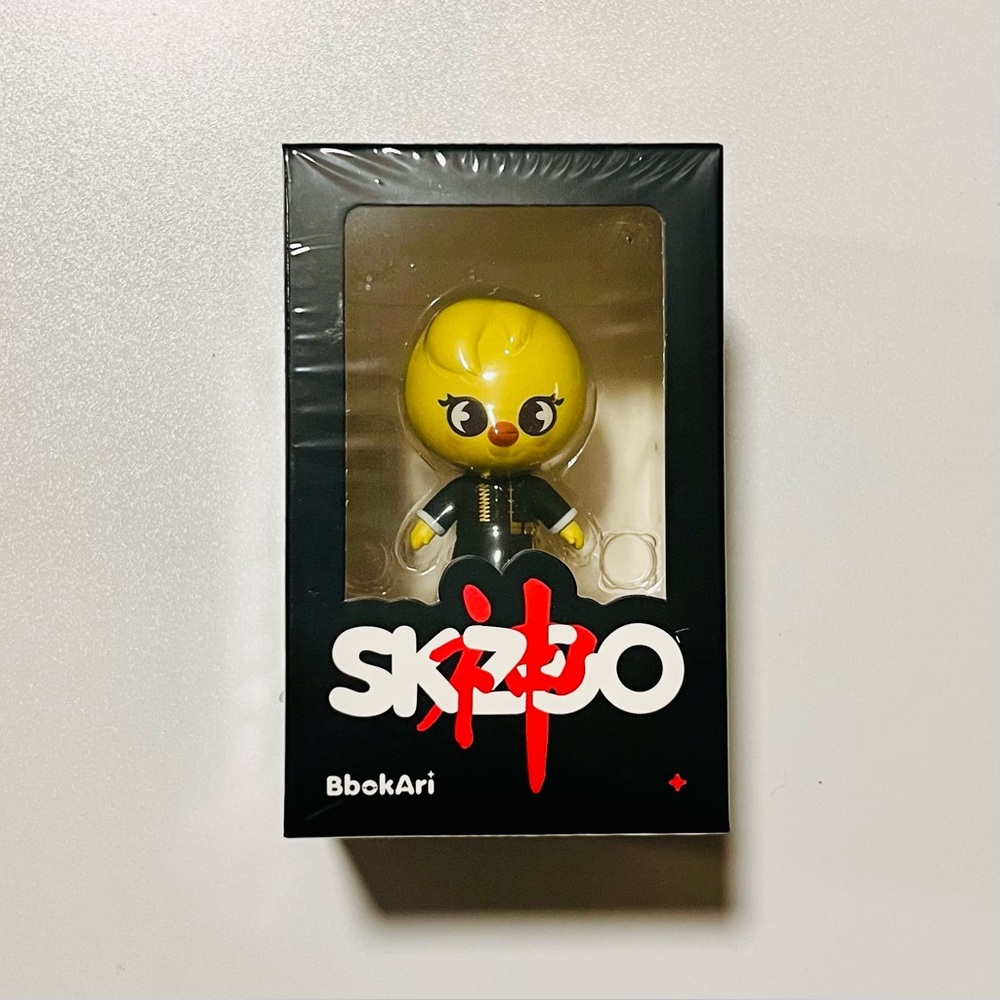 Stray Kids SKZOO Bbokari Figure (God’s Menu Ver.)